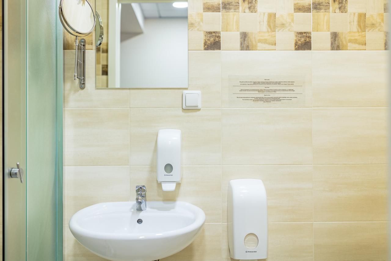 Hotel Simple Plus Вилнюс Екстериор снимка